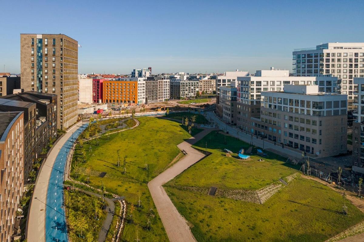 Stylish, 450 M Walk To The Estonian Ferry, Free Parking And Balcony Appartement *